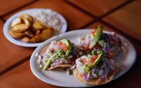 Tostada de Ceviche Mixed